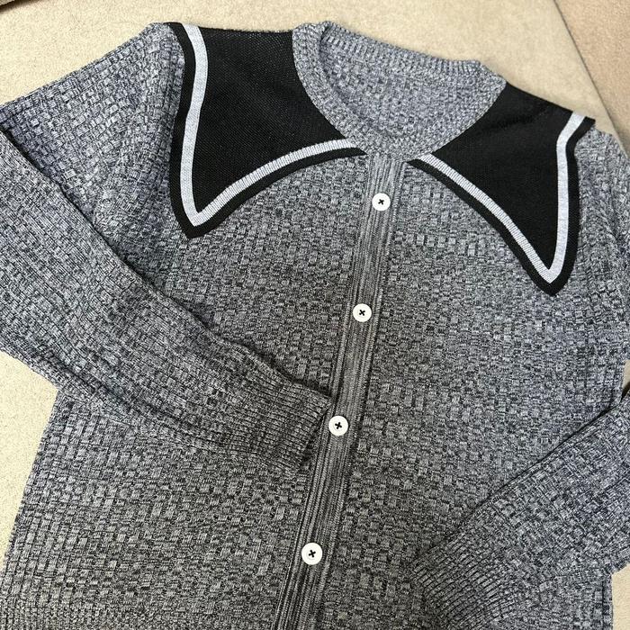 Mahara- Gavivi Atasan Rajut Kerah Twis Knitwear Santai Baju Panjang