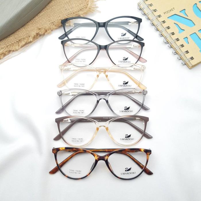 Frame/Kacamata model Mata Kucing/Cat eye Wanita 19282 Size 53.16.141 Paket Lensa Photocromic Dan Bl