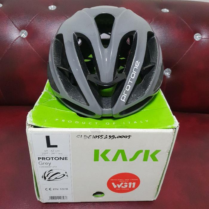 Helm Sepeda Kask Protone ukuran L ( 59-62 ) WG11 bekas