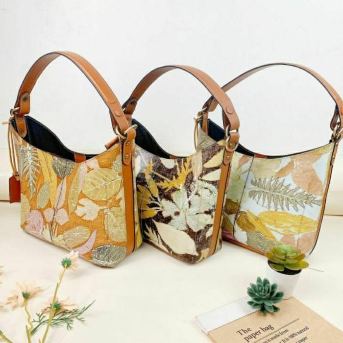 Tas Wanita Kulit Sapi Asli Garut Ecoprint Selempang Bahu Lusy Series
