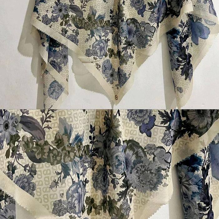 Preloved Buttonscarves Original