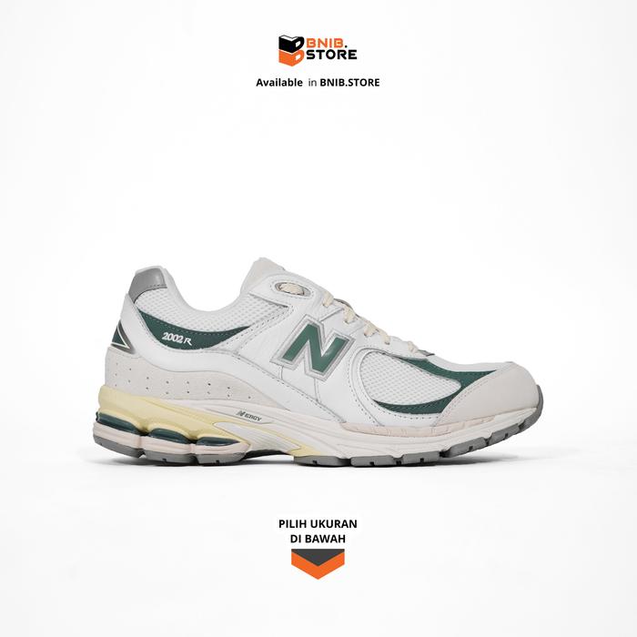 Sepatu Sneakers Pria NB 2002R White Dark Juniper [U2002RWA] Original