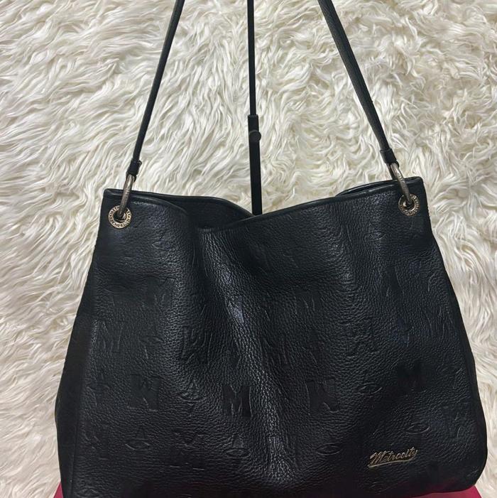 METROC*TY HOBO BAG - Second Vintage (Pre-love)
