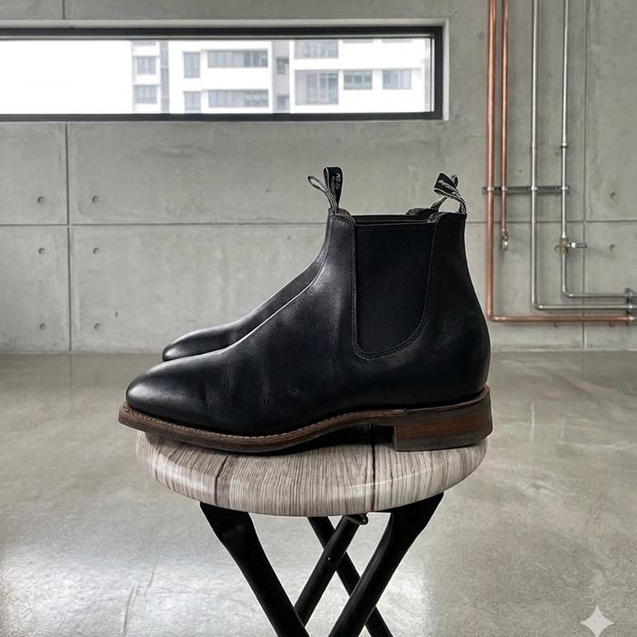 RM Williams Craftman Chelsea Boots Black Original