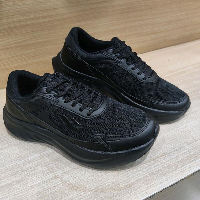 SEPATU DESLE KENZO HITAM