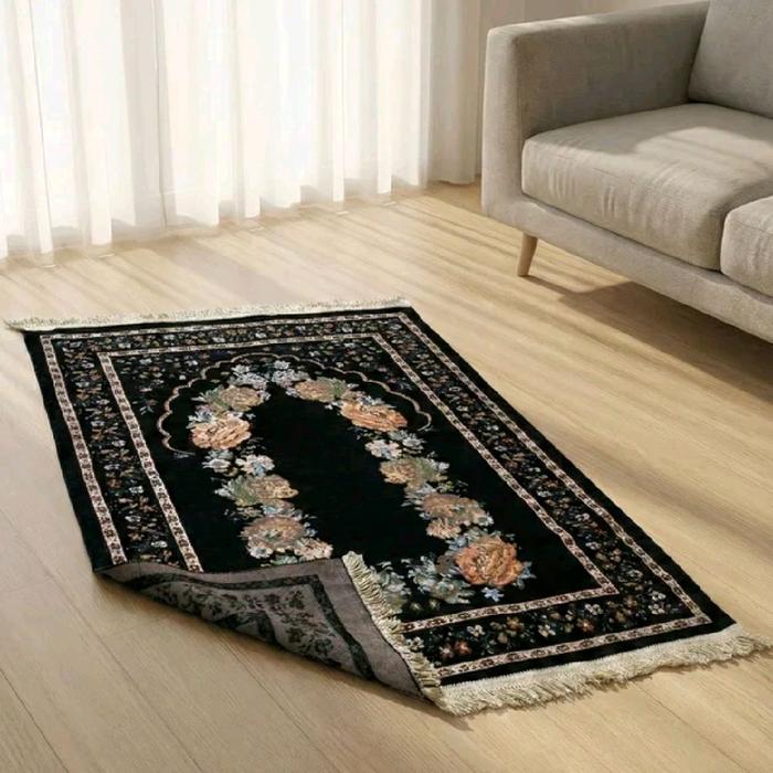 Grosir 1 Bal Isi 180 Pcs Sajadah Chenil Tenun Rajut Premium Kombinasi Benang Metalik Rumbai Kepang C