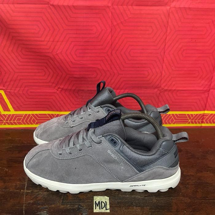Sepatu second original Skechers size 41