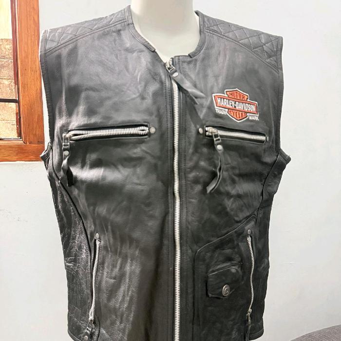 Rompi Kulit Motor Harley Davidson Pria Original – Hitam