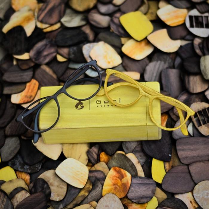 kacamata anti radiasi wanita Geni Moggy kacamata kayu Geni Eyewear