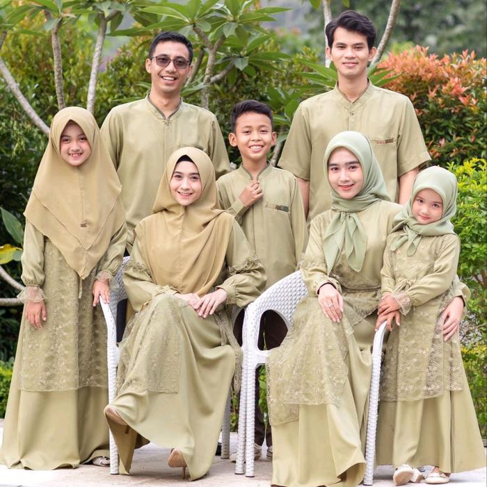Dilovable.id | SARIMBIT LEBARAN SARIMBIT KOMBINASI BROKAT GAMIS KONDANGAN POLOS GAMIS DEWASA SARIMBI