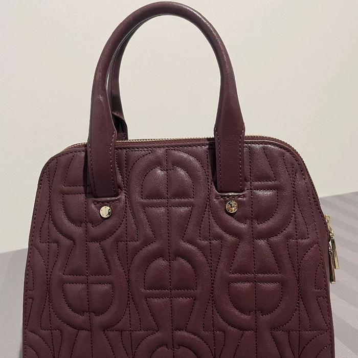 Tas Tangan Wanita Preloved Aigner Kulit Elegan dengan Desain Quilted