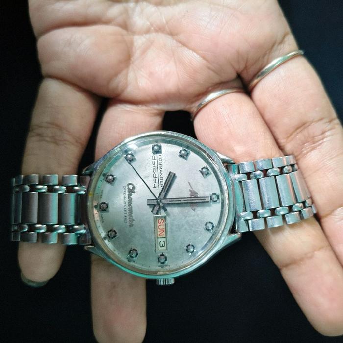 Mido Jam Tangan Otomatis Pria dengan Tali Logam dan Desain Elegan untuk Gaya Harian