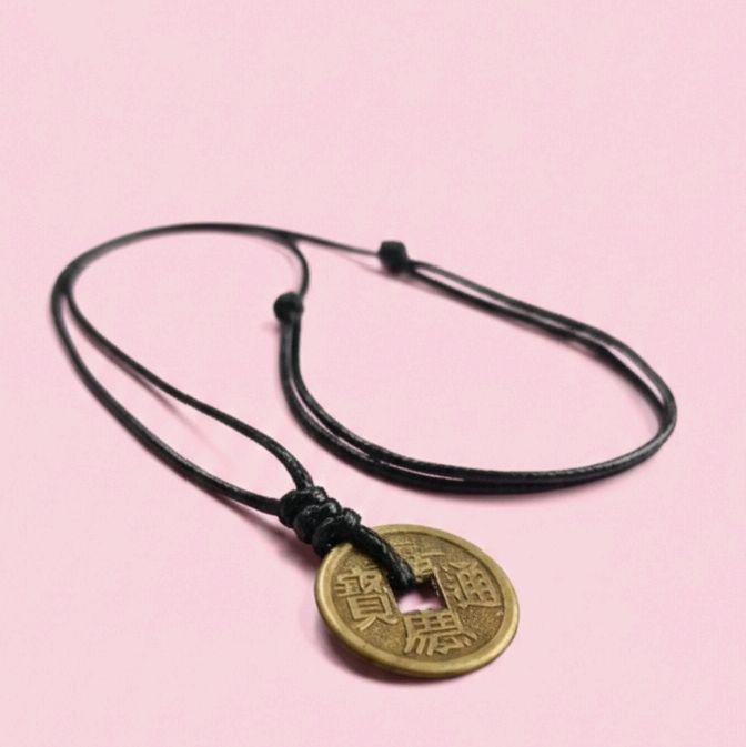 Kalung Tali Peria Wanita Bandul Liontin Koin Logam Kalung Tali Logam Cina Terlaris untuk Gaya Anda
