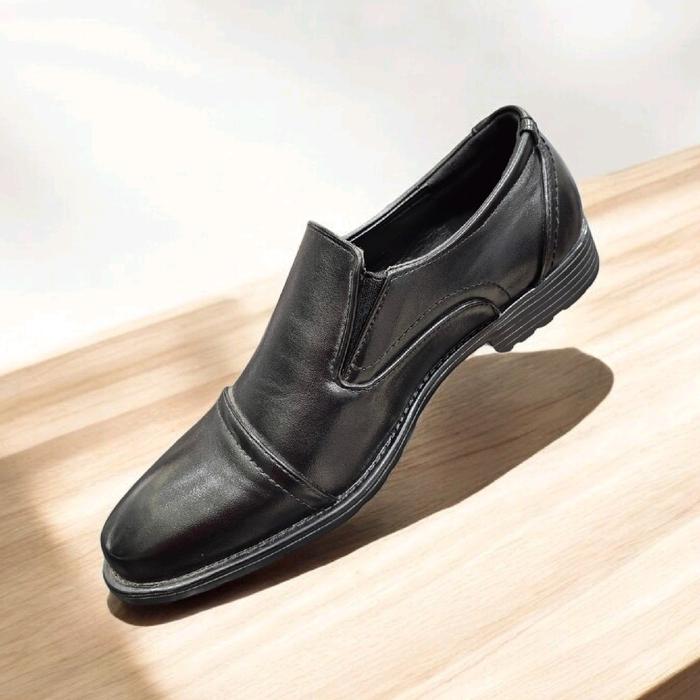 Sepatu Kerja Pria Cole Pantofel Warna Hitam Formal - Shoes