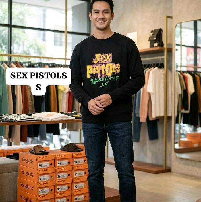 Sweater Cowok Dewasa Details.SexPistols Matahari
