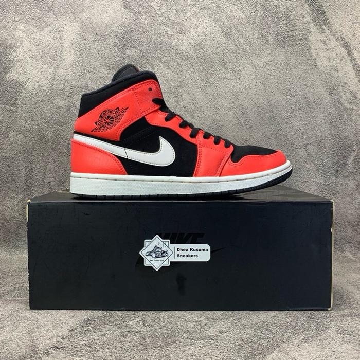 Sepatu Second Air Jordan 1 Retro Mid 'Infrared 23' Size 42,5 insole 27 cm Original Guarantee 100%