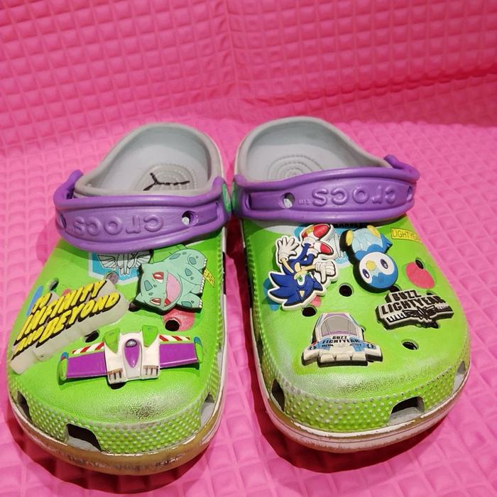 SENDAL CROCS BUZZ LIGHTYEAR ORIGINAL PRELOVED