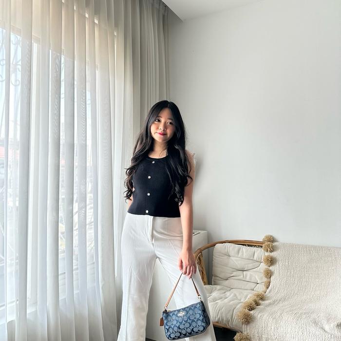 [QUEENCARD] - Venchi Sleeveless Top