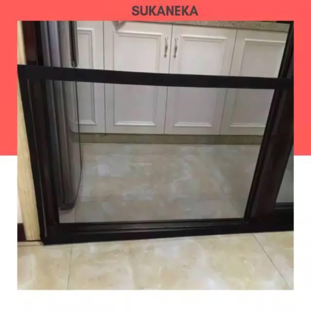 Magic gate Pagar pembatas penghalang binatang kucing anjing skat model jaring
