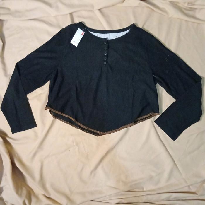 baju crop top lengan panjang, warna hitam, merk zio songzio