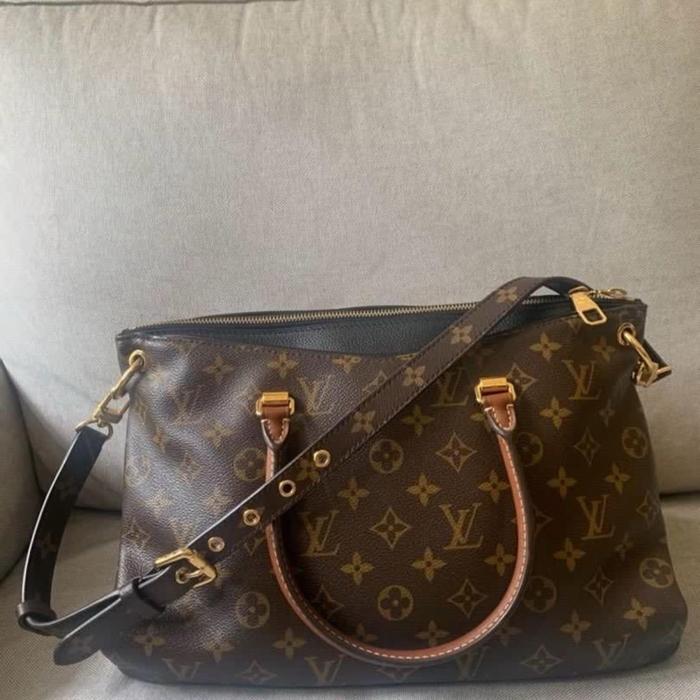 Preloved Pallas MNG Noir Louis Vuitton Bag Selempang Wanita Kulit