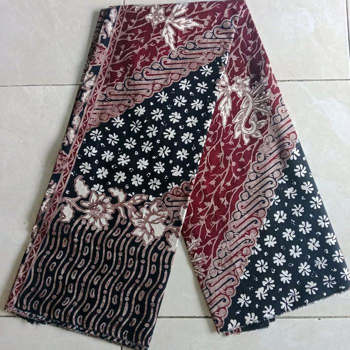 Kain Batik Perpaduan Motif Gajah Oling & Bunga Sedap Malam dengan Desain Eksklusif dan Warna Menarik