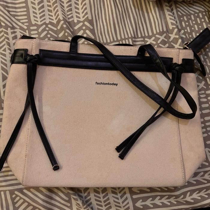 Preloved FashionToday Fashion Today Tas Bag Black Hitam White Putih Tote Besar Big Wanita Women
