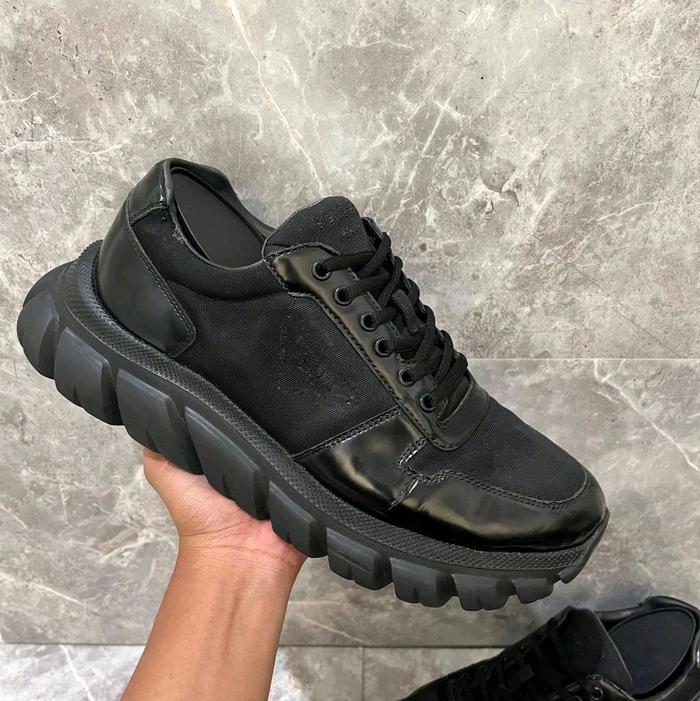 Sepatu P 12 4 D 4 Size 43 Original Sneakers Casual Bekas Second Preloved Authentic Pria Black Brande