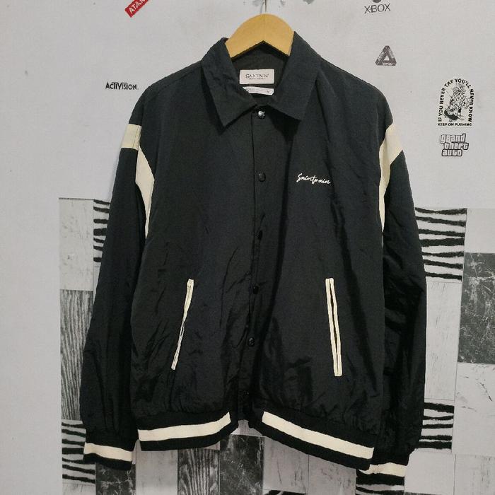 Jaket Kerah Saint Paint warna Hitam kombinasi Putih bahan Semi Parasut