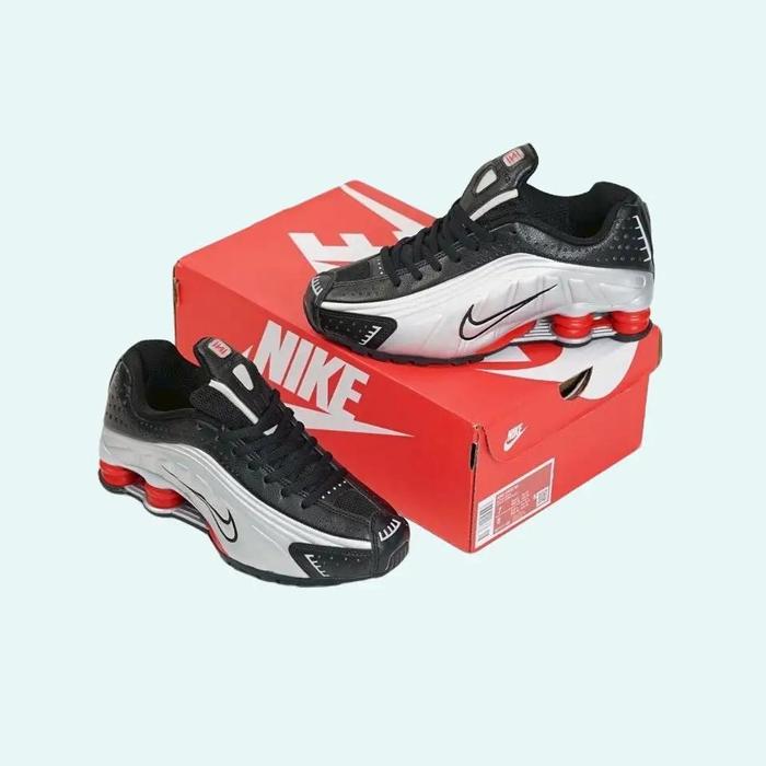 Sneakers Nike SHOX R4 Black Metalic Silver Red Garansi Toko Baru