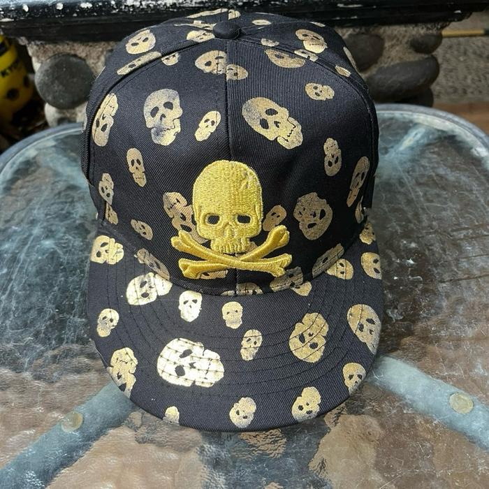 Topi Tengkorak Second Like New