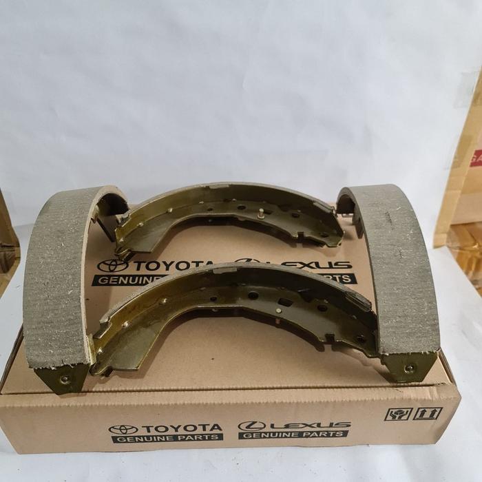 Kampas Rem Belakang Brake Shoe Toyota Hiace