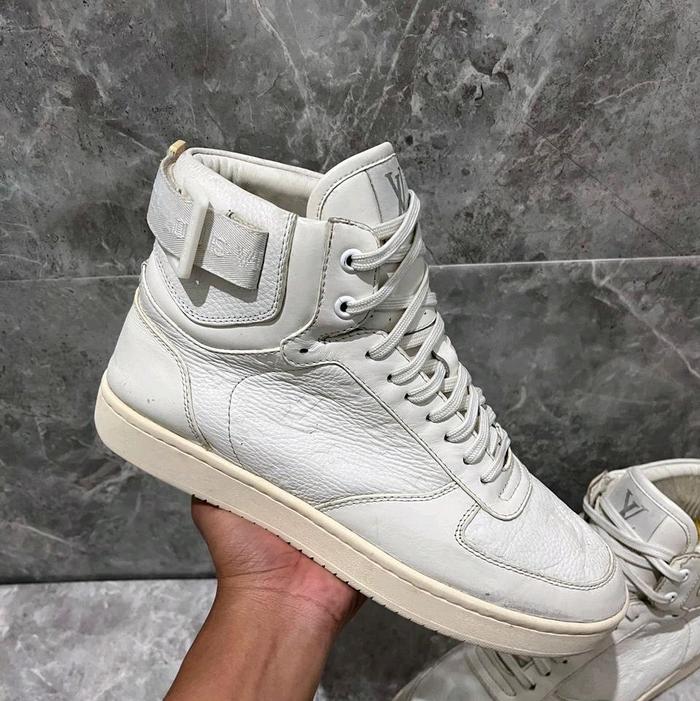 Louis Vuitton Sneakers Boots Original Pria Putih Size 41 Made in Italy Preloved Authentic LV
