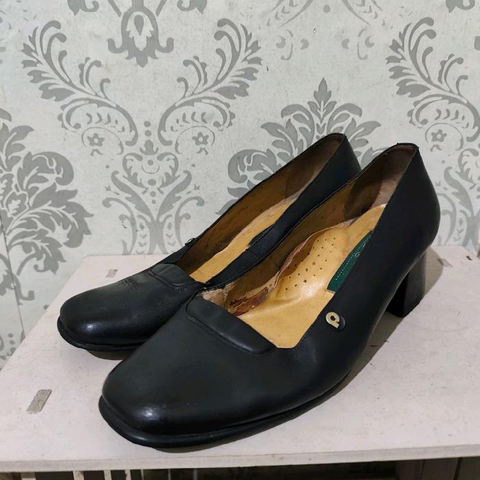 sepatu kerja wanita papillon size 40 preloved