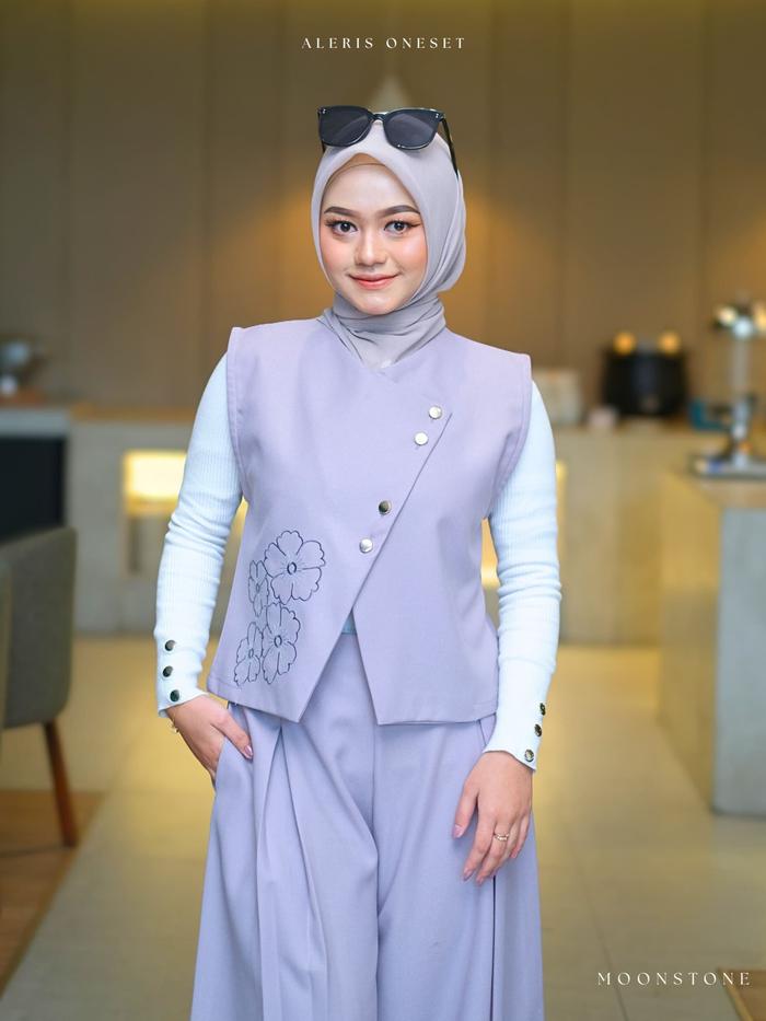 Azamka - [NEW] Aleris Oneset Series - Setelan Aesthetic Vest & Cullotes Premium