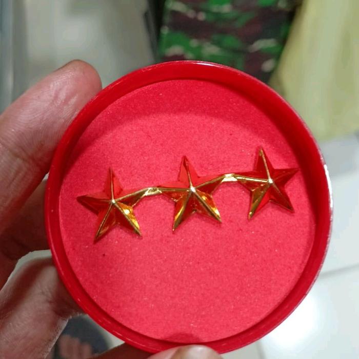 PIN BINTANG 3 / PIN BARET BINTANG 3 / PIN MUTS BINTANG 3