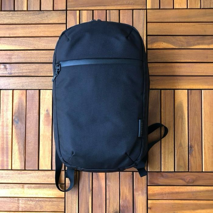 Wexley shag 17 backpack black