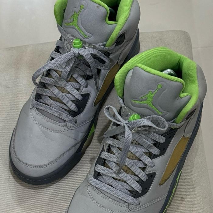 Jordan Retro 5 Green Bean