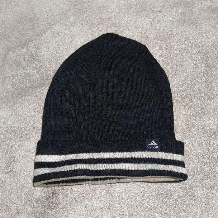 Topi beanie kupluk rajut adidas strip 3 bekas