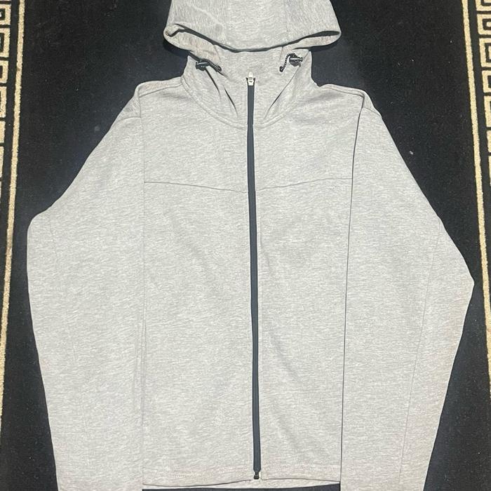 Gu uniqlo tech zip hoodie
