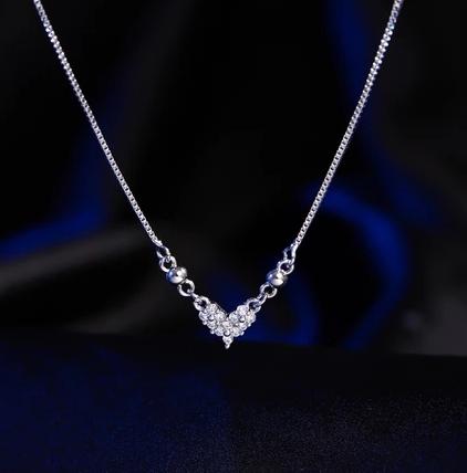 Kalung charm titanium anti karat kalung liontin cinta fashion versi Korea pemutih aksesoris fashion 