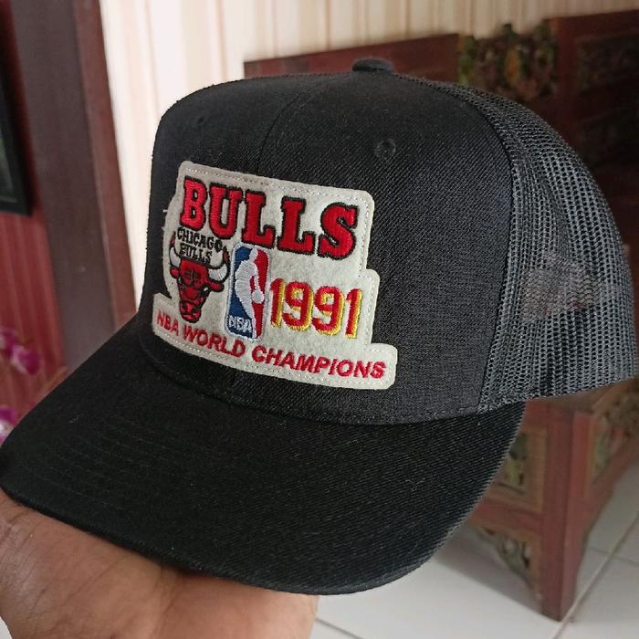 Bulls 1991 NBA world champions Mitchell & Ness snapback