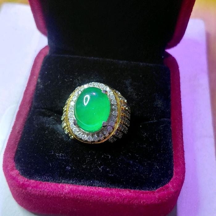 GIOK BURMMA Cicin pria dengan tampilan elegan dan mewah siap pakai