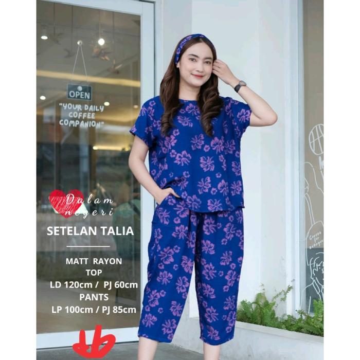 ONESET TALIA, SETELAN WANITA