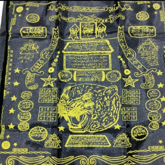 saputangan kain motif rajah maung tintamas