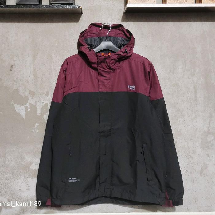 Jacket Outdoor BLOODS ACTV DELUGE BLACK RED ORIGINAL.!!! Jaket Pria Parasut Gunung