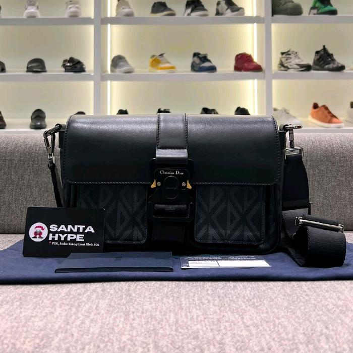 Dior CD Diamond Hit The Road Flap Sling Bag