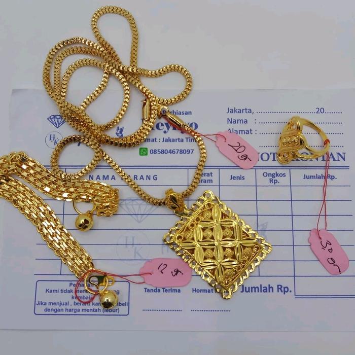 Set Perhiasan Wanita Emas Muda Model Liontin Batik Ukir 20 gram, Gelang 12 gram Dan Cincin 3.0 gram