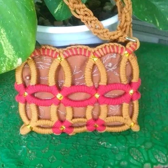 Tas Rajut Tali Kur Kekinian Wanita Cantik dan Elegan - Selempang/Slingbag