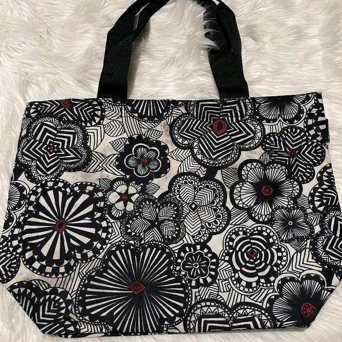 totebag limited uniqlo x marimekko original second / tas wanita marimekko x uniqlo motif hitam putih